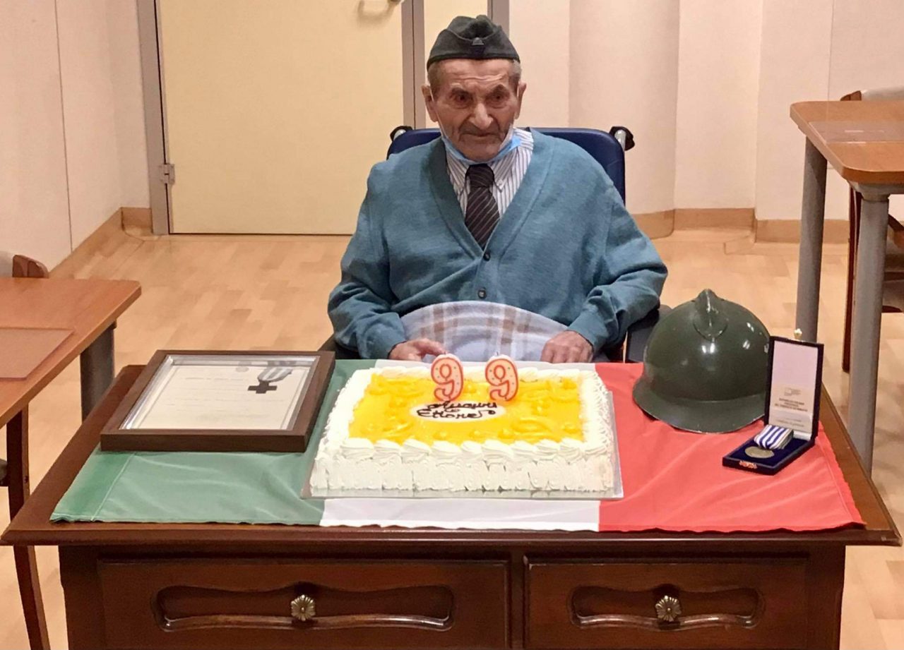 Medaglia d’onore a 99 anni per il reduce Ettore Panara