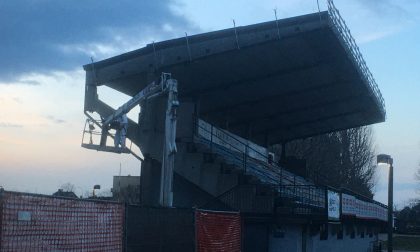 Venegoni-Marazzini: iniziati i lavori al tetto della tribuna