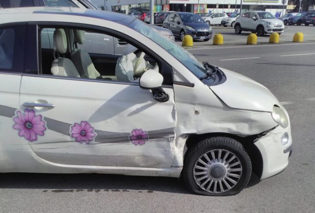 san vittore incidente auto sempione