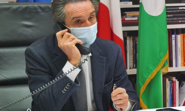 La nuova stretta con le ordinanze firmate da Fontana