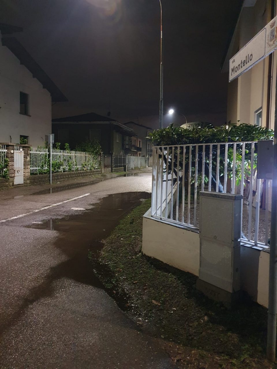 “Strada dissestata e pericolosa: intervenite”