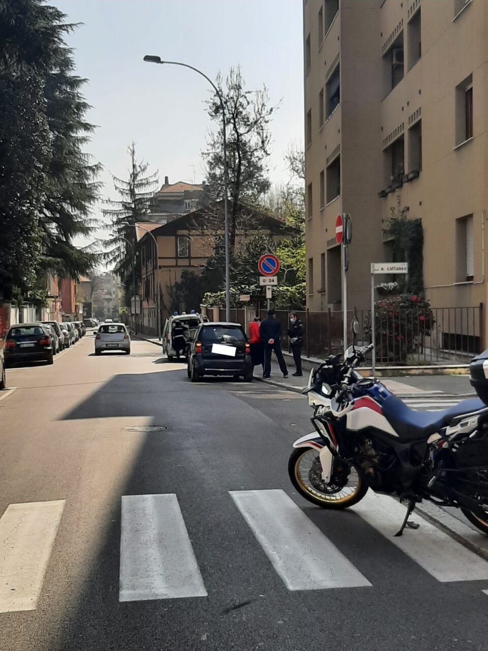 Incidente tra un’auto e una moto: 55enne in ospedale