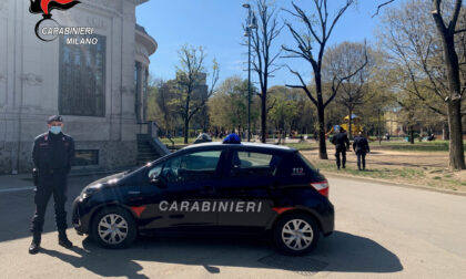 Baby gang rapinava giovani nei giardini pubblici: arrestati un 17enne e un 18enne