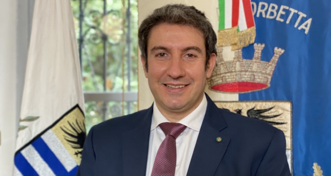 Il sindaco Ballarini protagonista dello sfottò social del Monza sul Milan