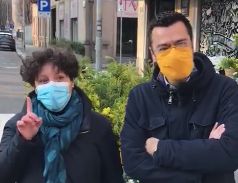 Flashmob alla scuola Bonvesin de la Riva, la solidarietà dell’Amministrazione