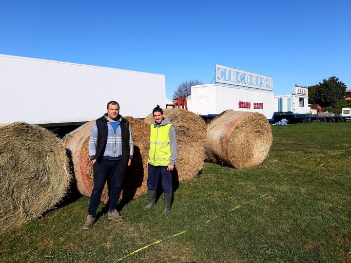 Il dono degli agricoltori parabiaghesi al Circo Kino