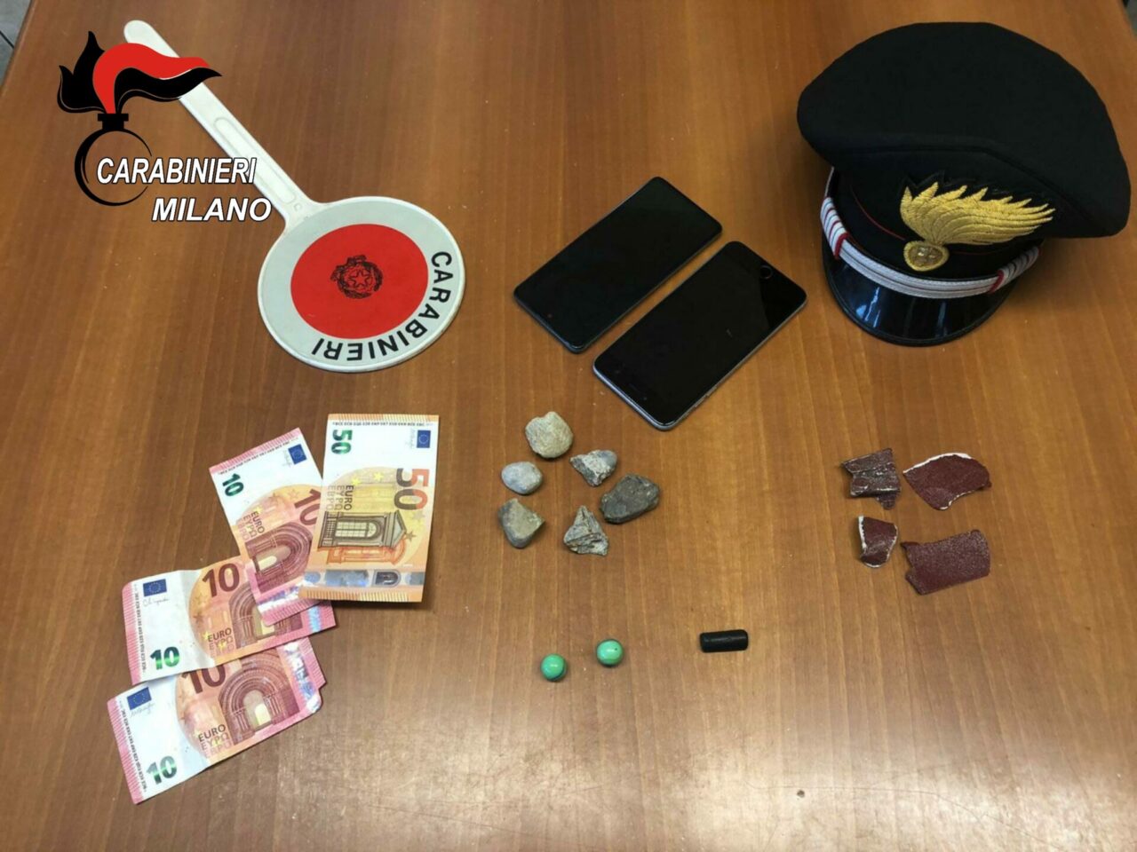 Tenta la truffa dello specchietto ai danni di un’anziana: 19enne in manette