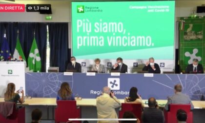 Vaccinazione massiva in Lombardia: la conferenza stampa in diretta