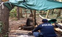 Cadavere ritrovato nel bosco: "Ci vogliono militari e telecamere"