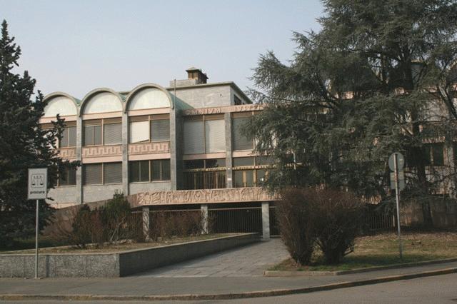 Padre molesta la figlia, la madre mette telecamere e lo fa arrestare