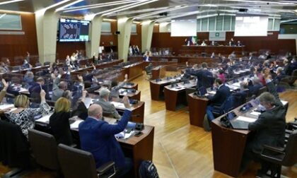 La Lombardia chiede apertura dal 26 aprile anche dei locali con ambienti al chiuso e coprifuoco alle 23