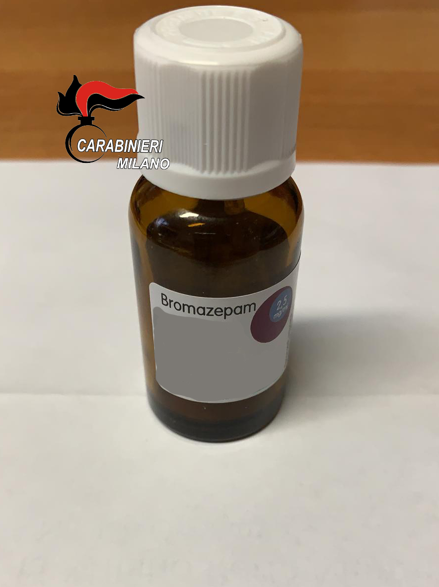 Narcotizza una giovane, ne abusa e poi la fotografa: in manette imprenditore farmaceutico