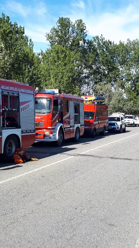 Si ribalta con la canoa nel Ticino: svizzero in salvo. E' accaduto mercoledì 12 maggio, nel pomeriggio, a Boffalora.