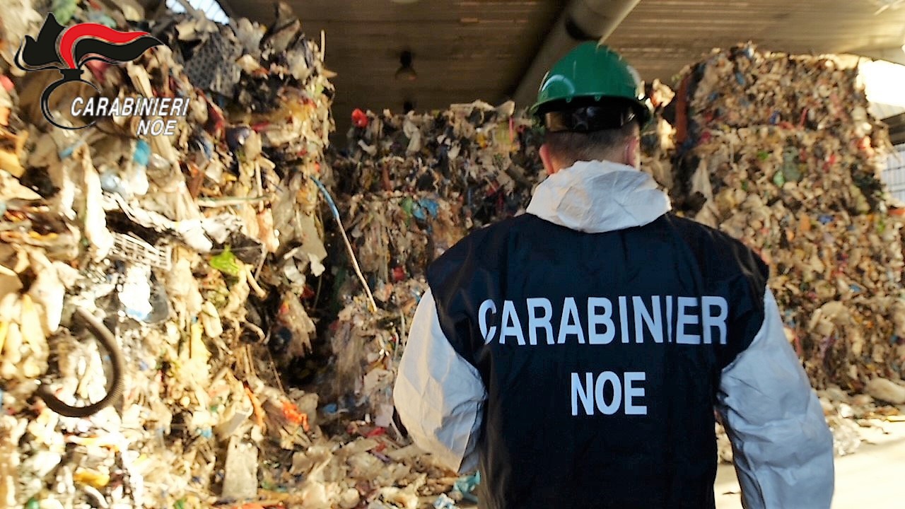 Traffico illecito di rifiuti metallici da due milioni di euro