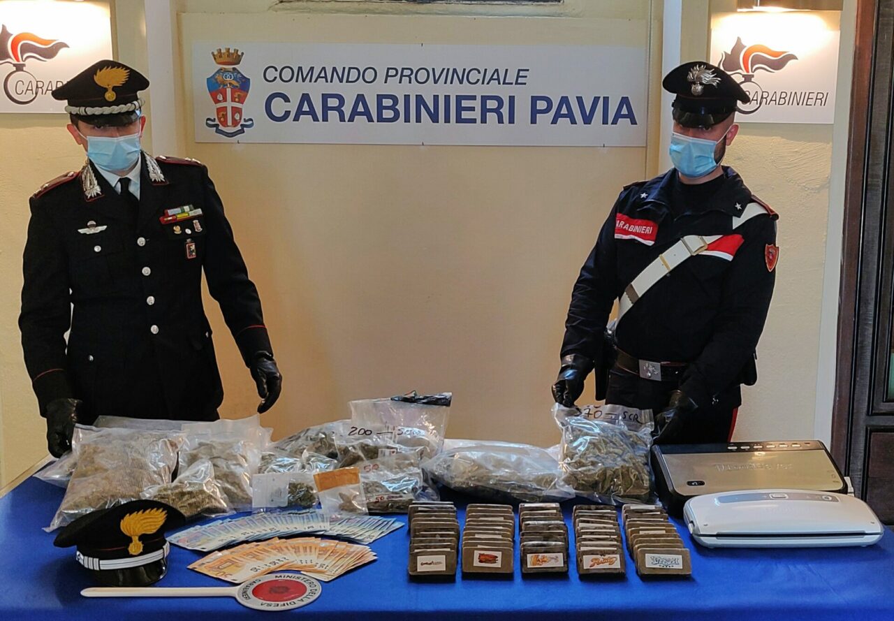 Hashish e marijuana in abitazione: arrestato architetto milanese