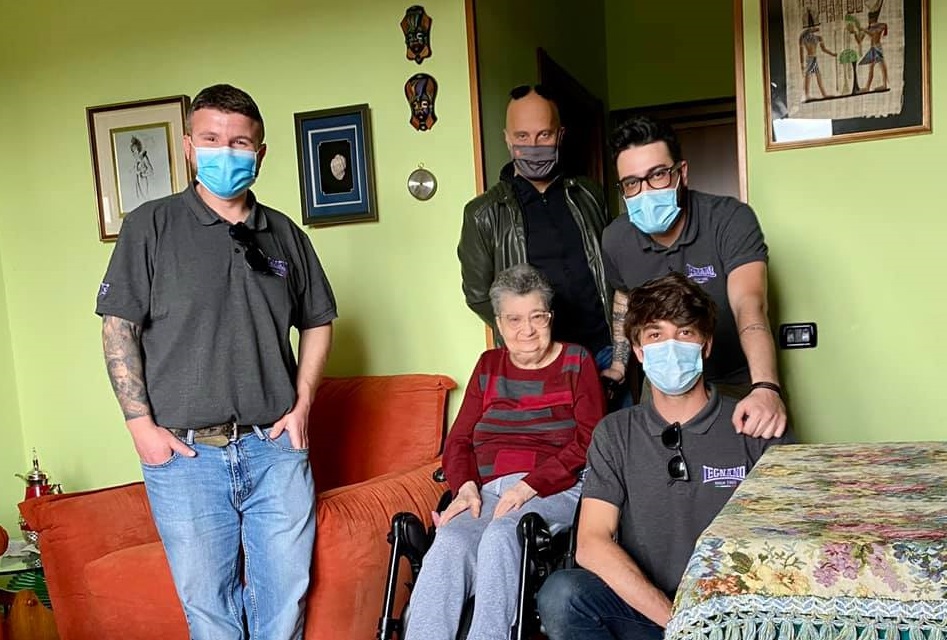 Ultrà lilla scomparso, i Boys del Legnano calcio donano 3mila euro alla madre invalida