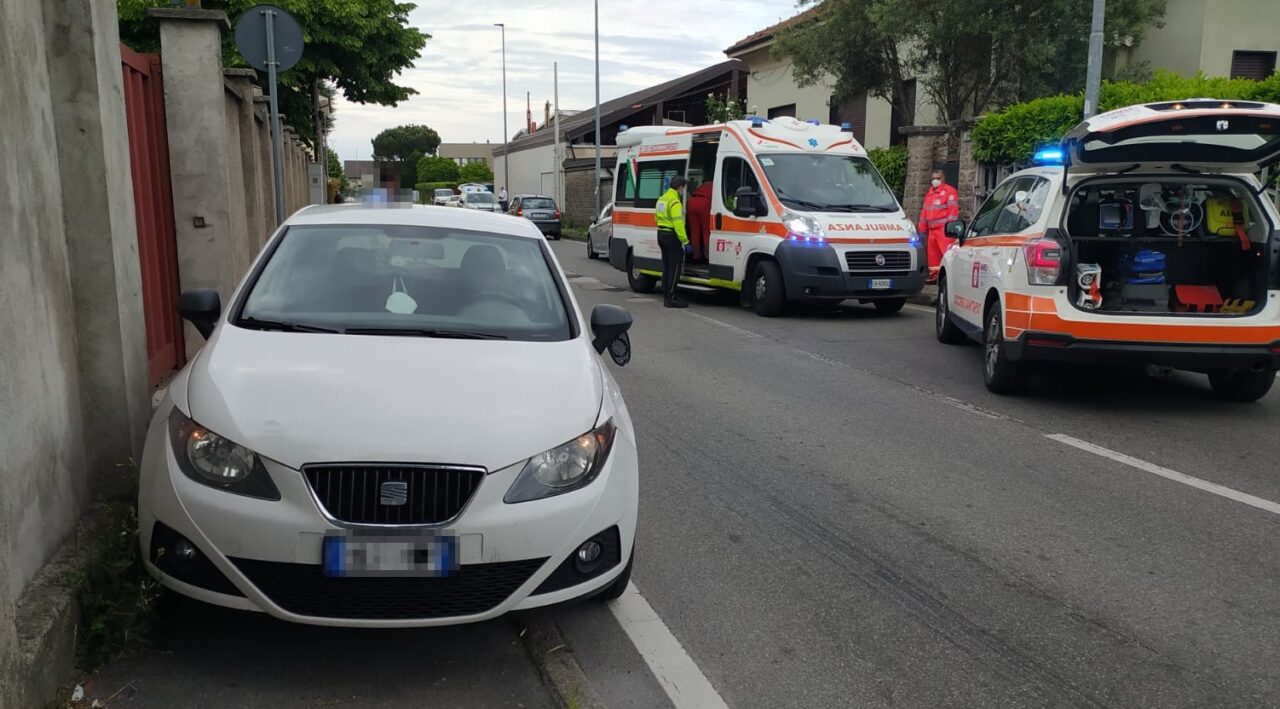 Bambina investita da un’auto