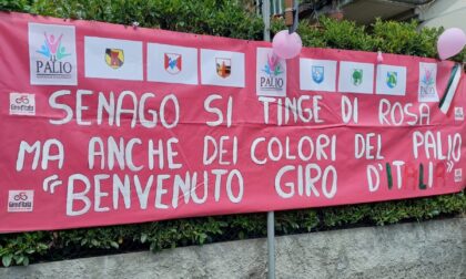 Senago, colorata di rosa, aspetta la partenza del Giro d'Italia