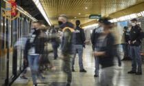 Controlli in metropolitana, "espulsi" in 17