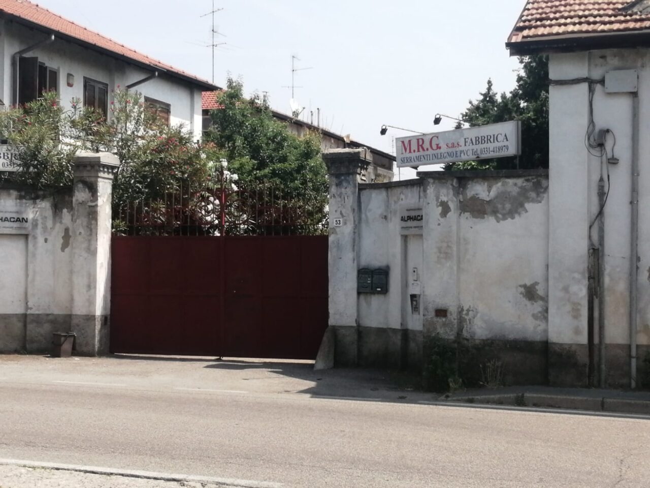 Malore fatale in falegnameria: morto il titolare