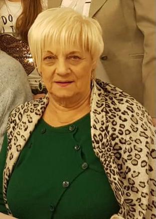 Addio alla storica titolare della tintoria