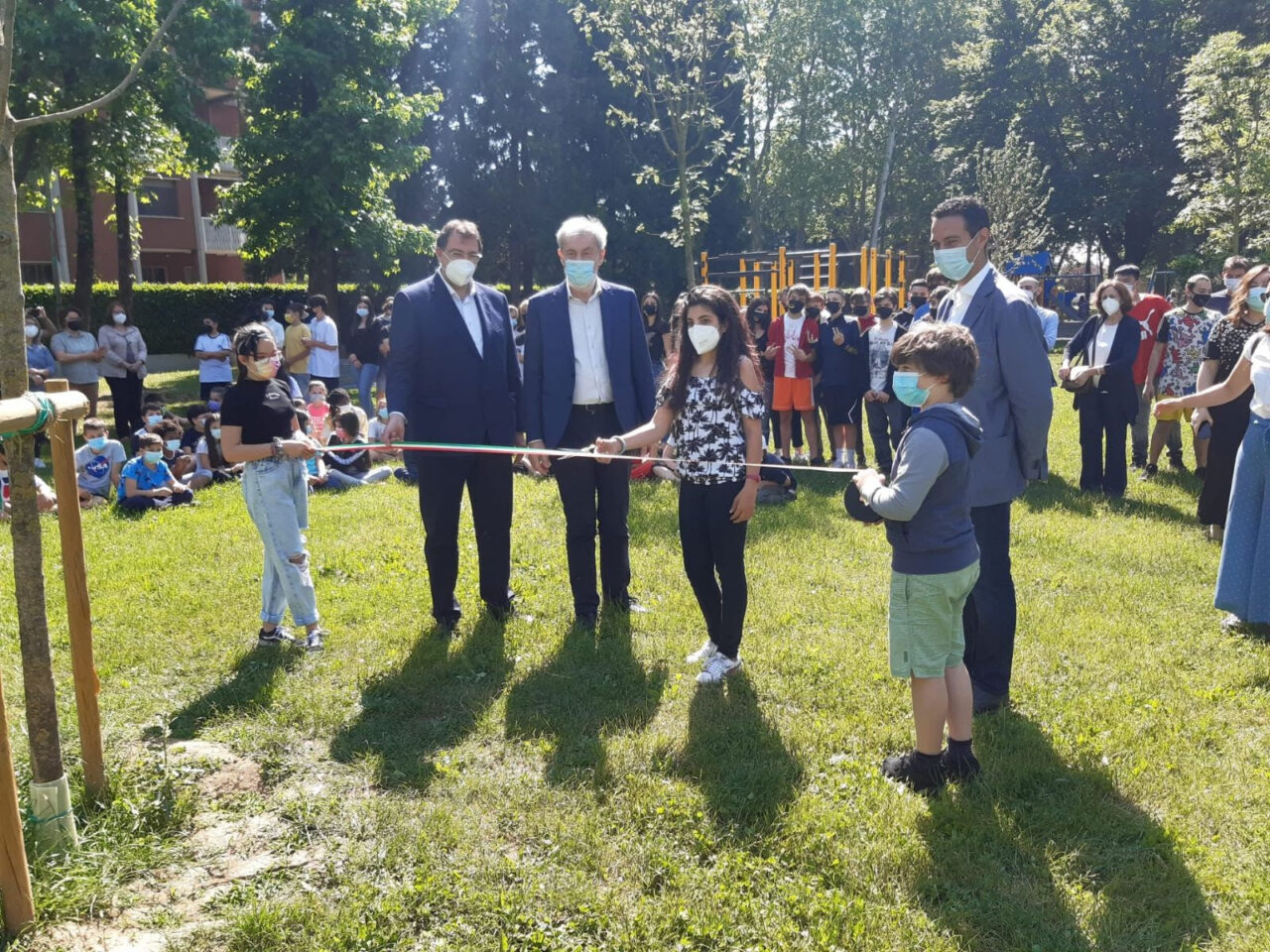 “Parco per tutti” e panchine hi tech alle fermate dell’autobus