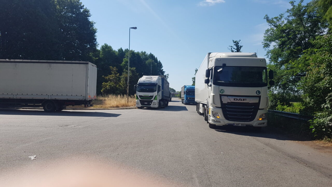 Albairate: tir in Cascina Marcatutto