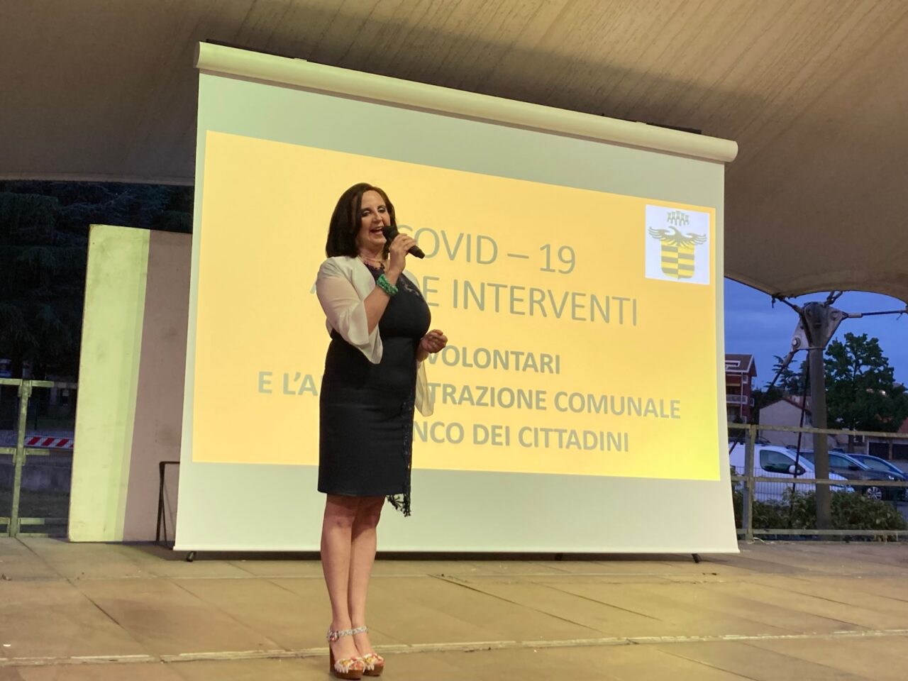 Oltre a 41 singoli volontari (diversi dei quali assenti), sono state 14 le associazioni premiate