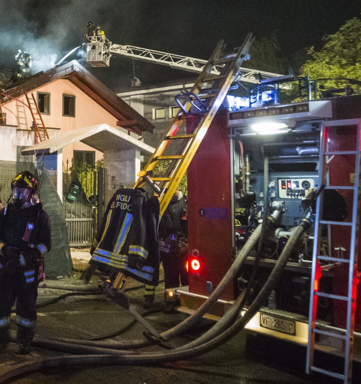 Bruciò la propria villetta, condannato a tre anni e mezzo