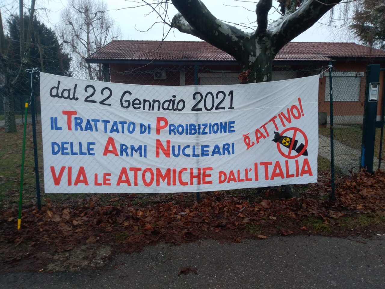 Il Comitato per la Pace sostiene lo studio sulle armi nucleari in Italia