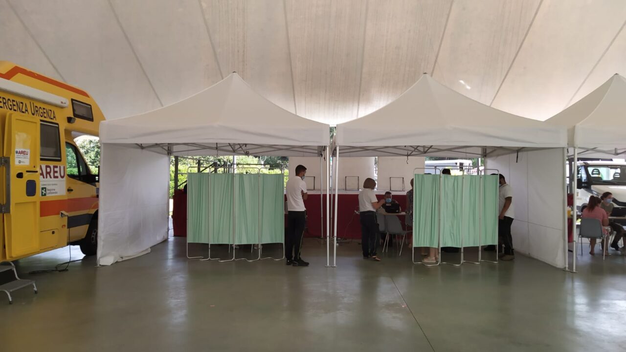 Vaccinazioni col camper di Areu: tutto esaurito