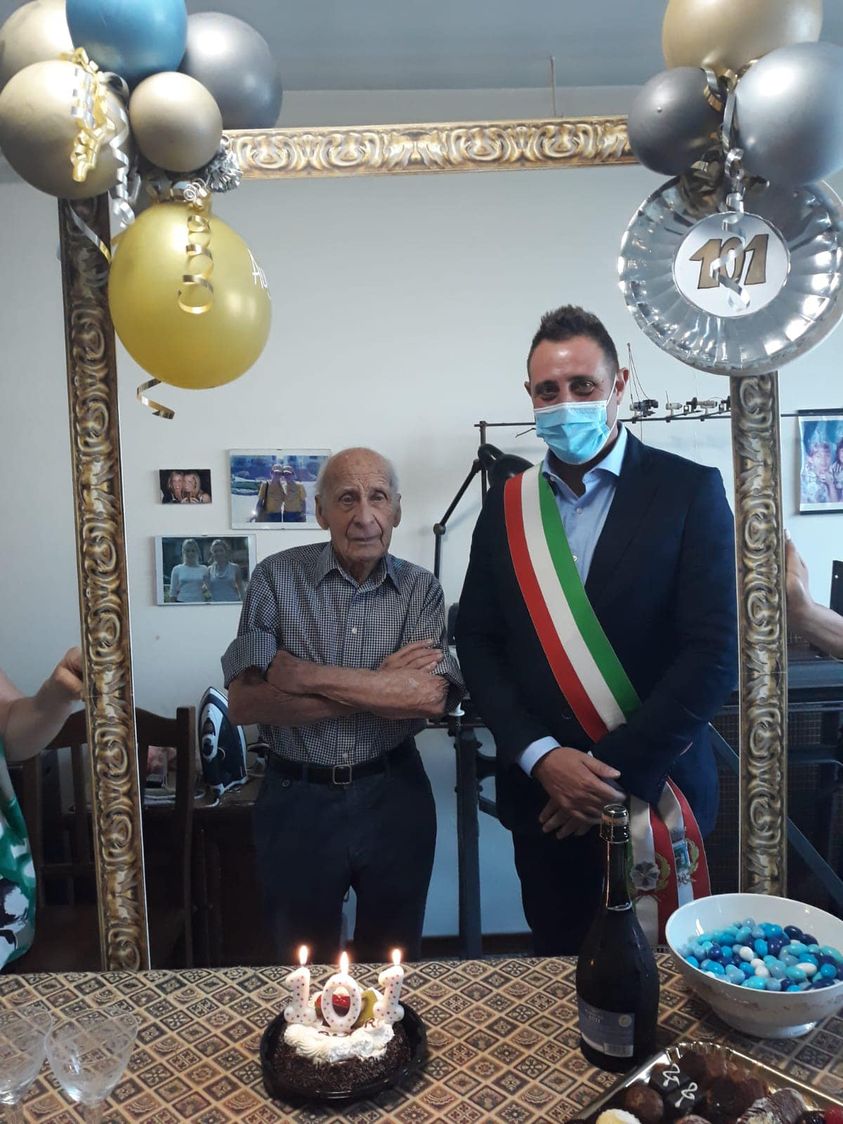 Castano Primo festeggia i 101 anni di Paolo Noè