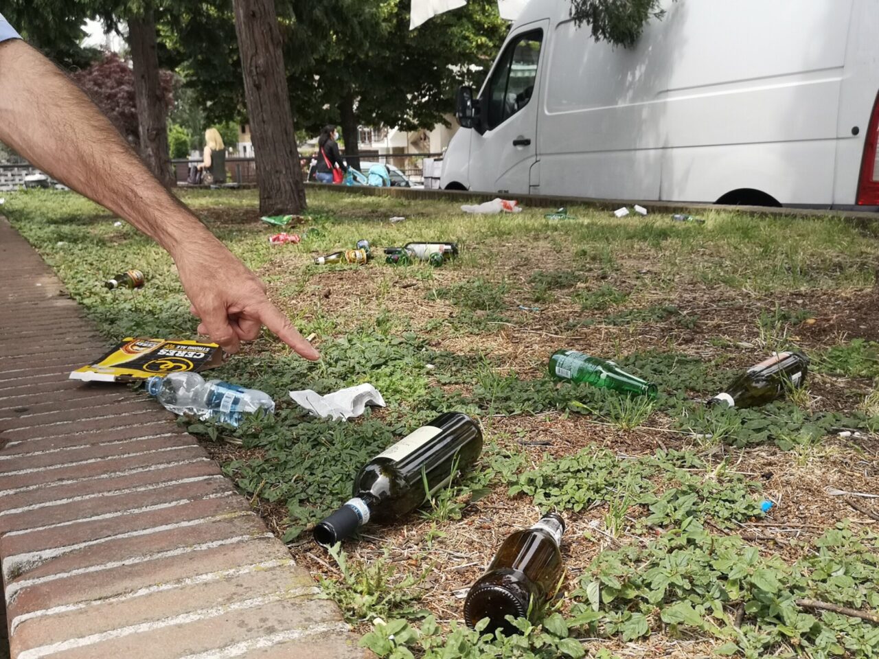 Festa di Cornaredo, stop a vetro e lattine