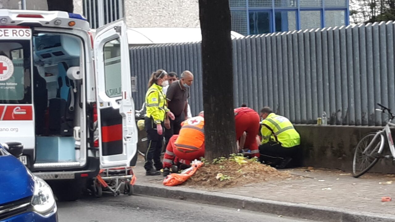 Legnano, incidente per un ciclista in via XX settembre