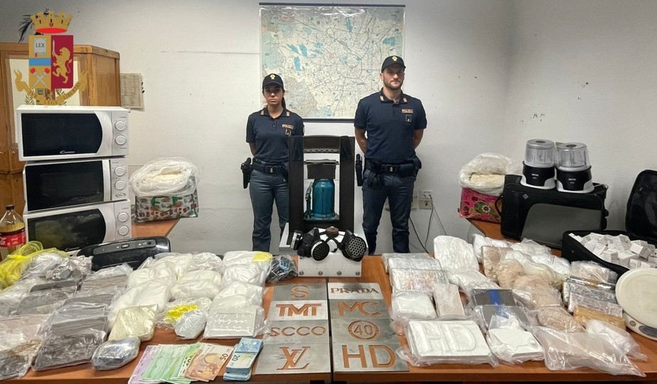 La casa come raffineria: sequestrati quaranta kg di droga