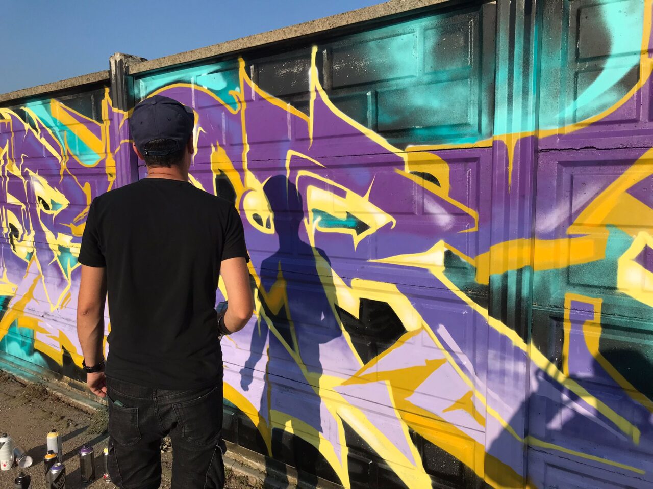 Murales a Mazzafame: street artist colorano il quartiere