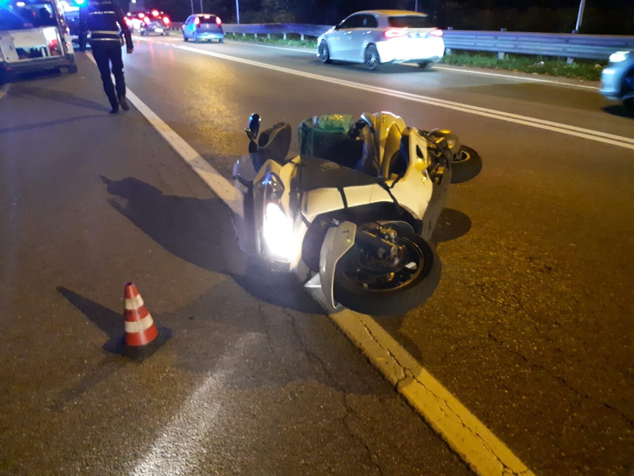 Incidente sul Sempione: motociclista in ospedale
