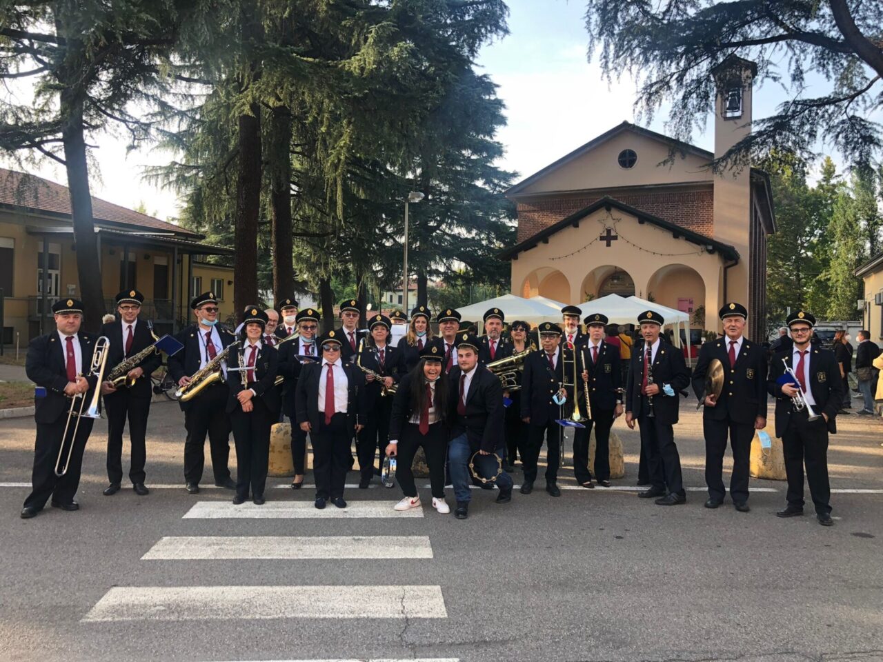 Abbiategrasso, il cardinale Coccopalmerio celebra Messa
