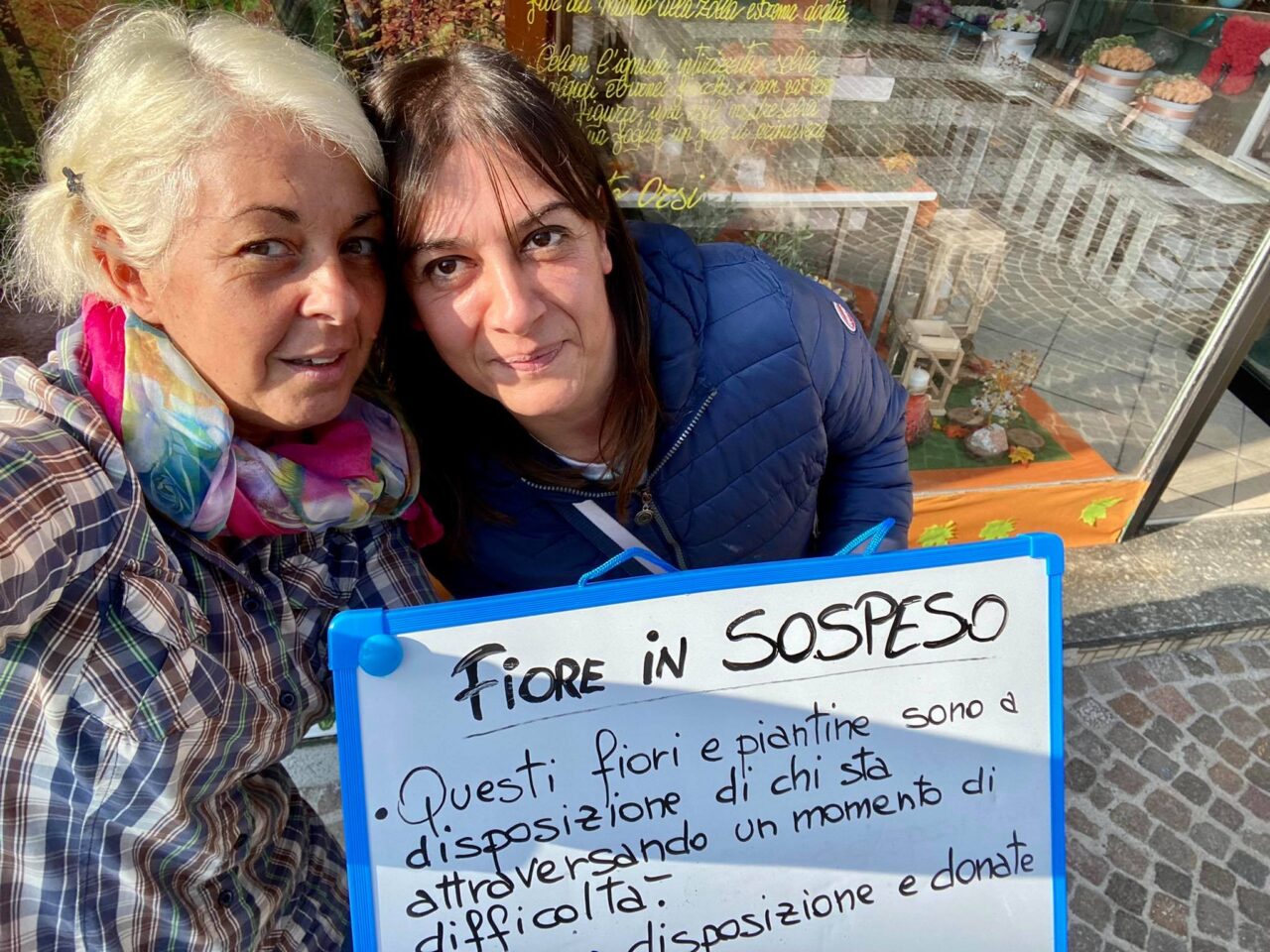«Fiore sospeso», l’idea di tre magentine per chi è in difficoltà