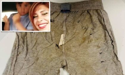 La foto dei calzoncini di Gioele: "E' stato assalito dai cani?"
