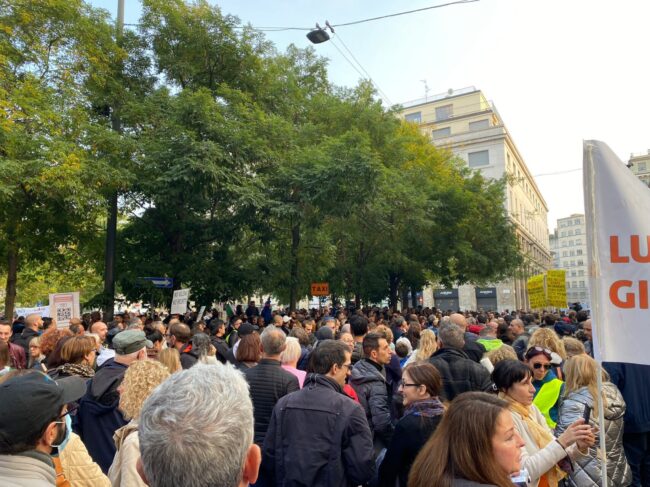 Corteo “No Green pass”: dieci denunciati
