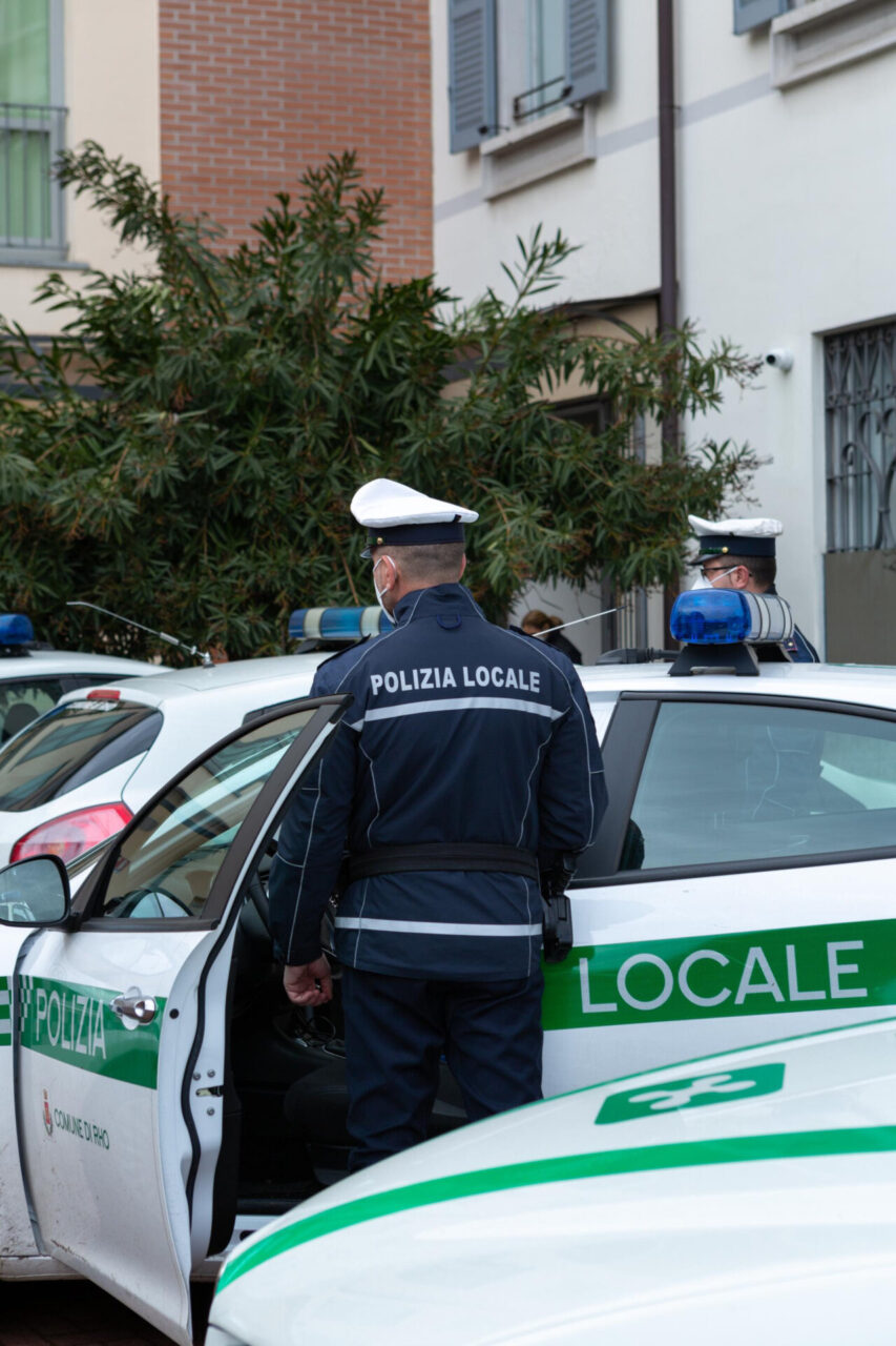 Spacciava in centro: fermato dalla Polizia locale