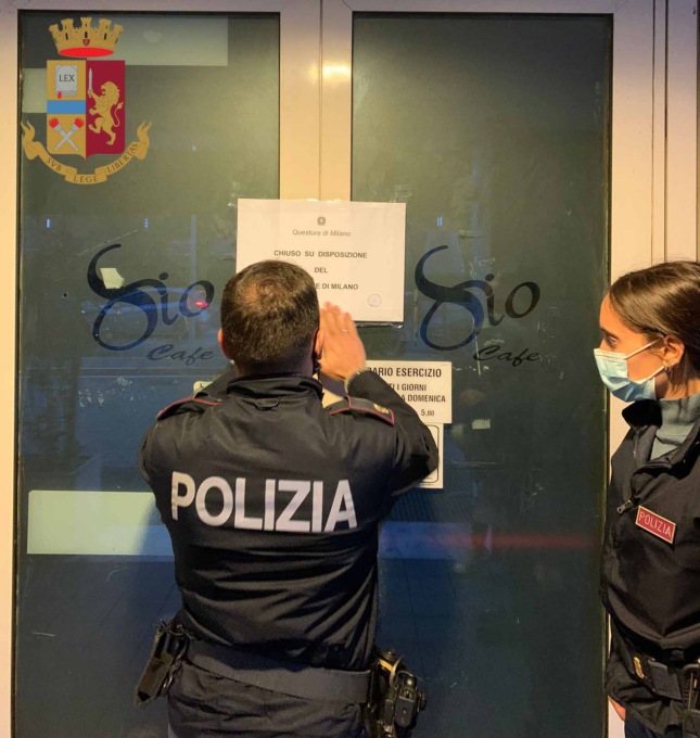 La Polizia  chiude il bar dove si ritrovavano pregiudicati