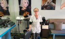 Dopo 46 anni va in pensione la parrucchiera Rosy