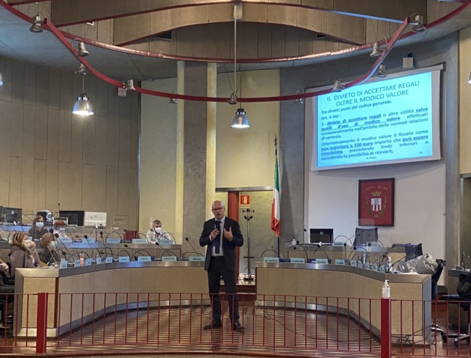 Dipendenti comunali a “lezione” di anticorruzione
