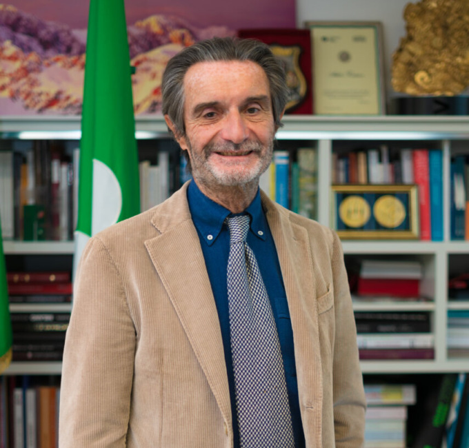 Il presidente Fontana “No restrizioni per gli oltre 8 milioni di lombardi che si sono vaccinati”