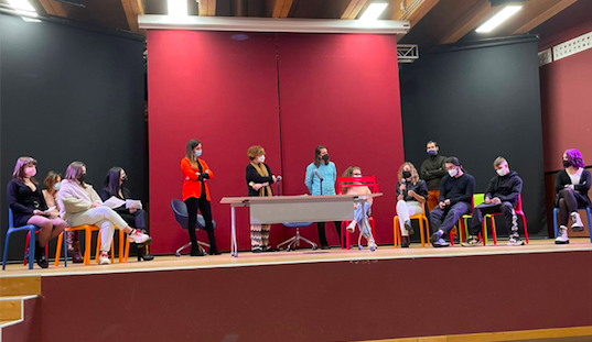 Gli studenti di Arese in mostra contro la violenza