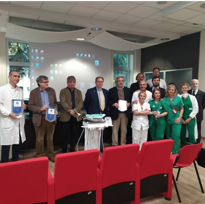 Il Rotary Club dona un apparecchio attrezzato all’Odontoiatria