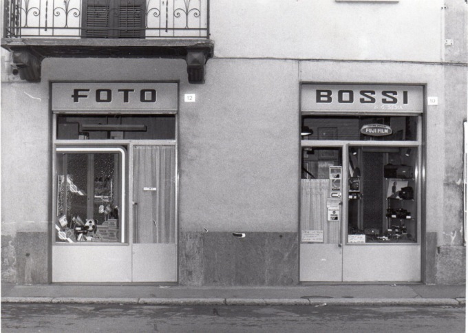 Foto Bossi chiude dopo quasi 70 anni di scatti unici