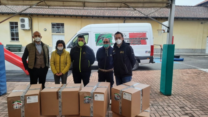 Vanzaghello, donate 15mila mascherine per la comunità